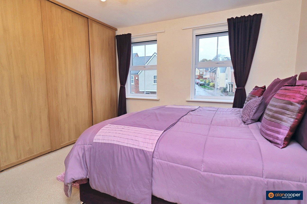 Brights Road, Nuneaton, CV10 9FX