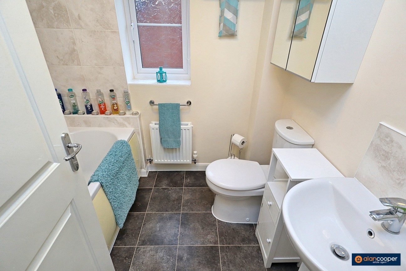 Brights Road, Nuneaton, CV10 9FX