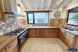 Skelwith Rise, St Nicolas Park, Nuneaton, CV11 6JP