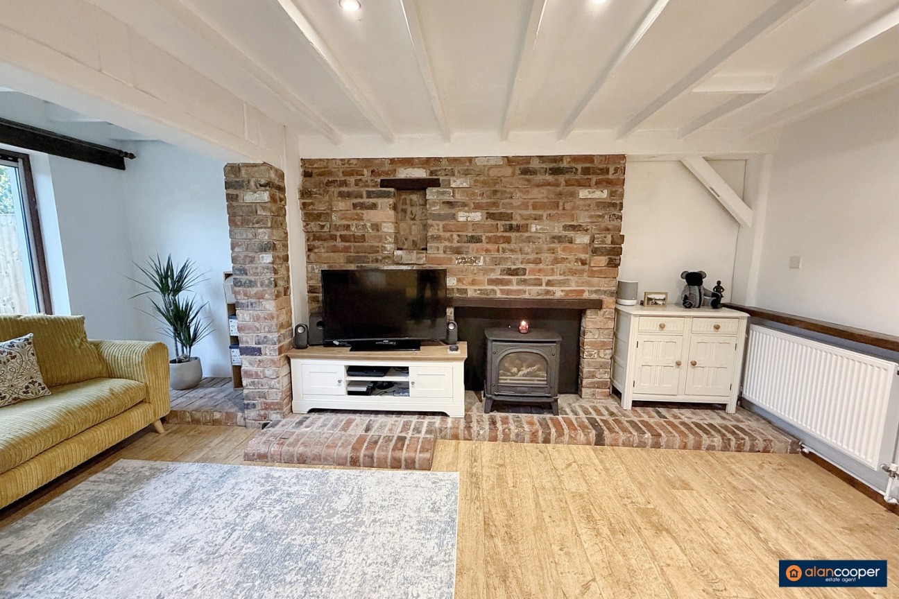 Skelwith Rise, St Nicolas Park, Nuneaton, CV11 6JP