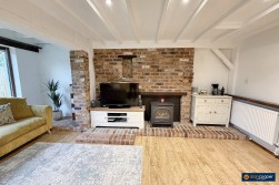 Skelwith Rise, St Nicolas Park, Nuneaton, CV11 6JP