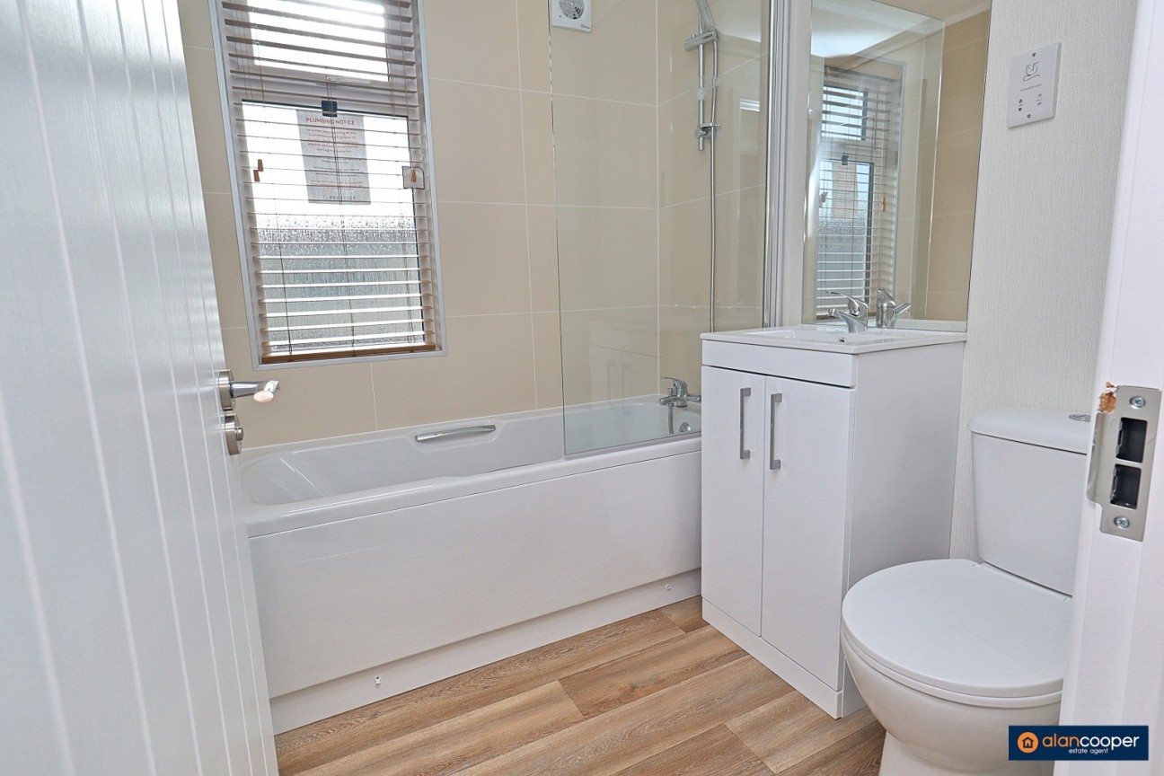 Mill Farm Park, Bulkington, CV12 9SE