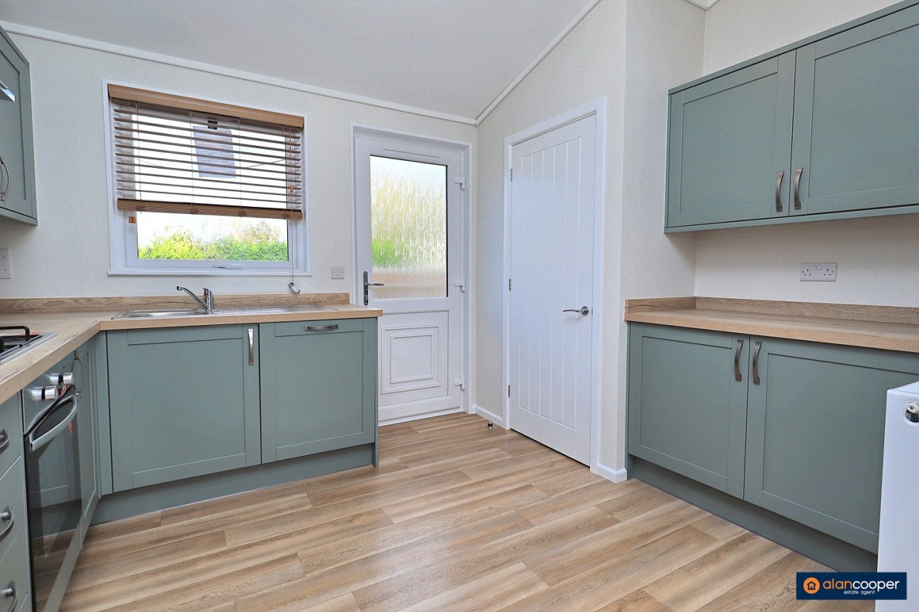 Mill Farm Park, Bulkington, CV12 9SE