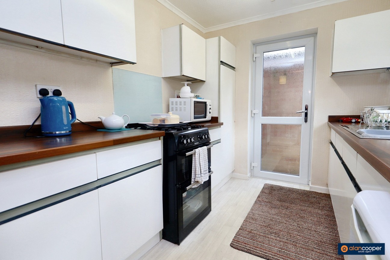 Shakespeare Drive, Whitestone, Nuneaton, CV11 6NN