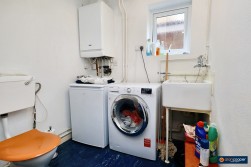 Shakespeare Drive, Whitestone, Nuneaton, CV11 6NN