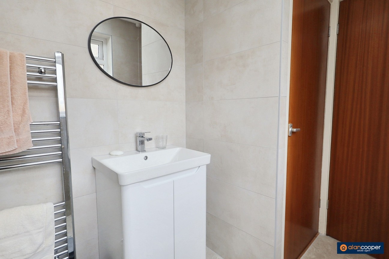 Shakespeare Drive, Whitestone, Nuneaton, CV11 6NN