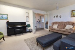 Shakespeare Drive, Whitestone, Nuneaton, CV11 6NN