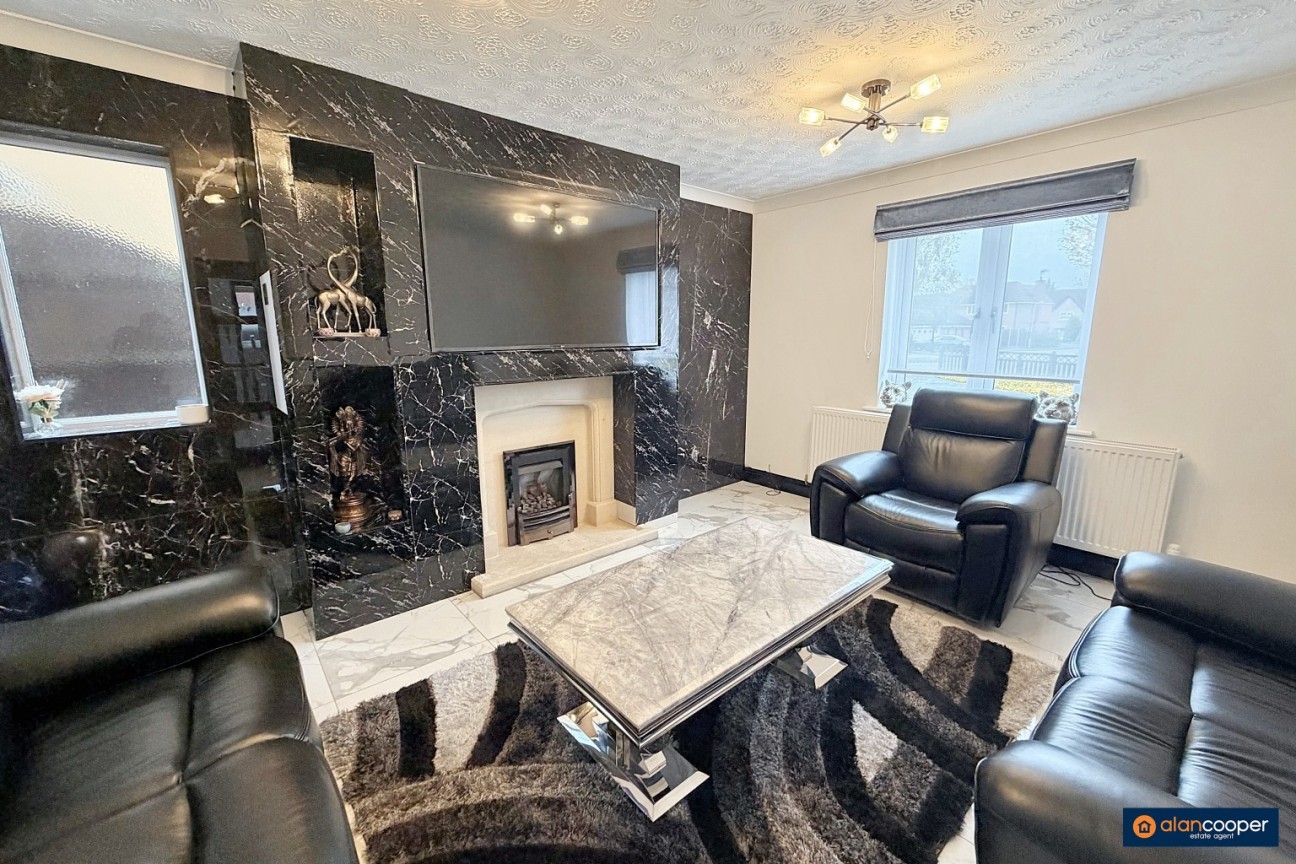 Northbourne Drive, Maple Park, Nuneaton, CV11 4GA