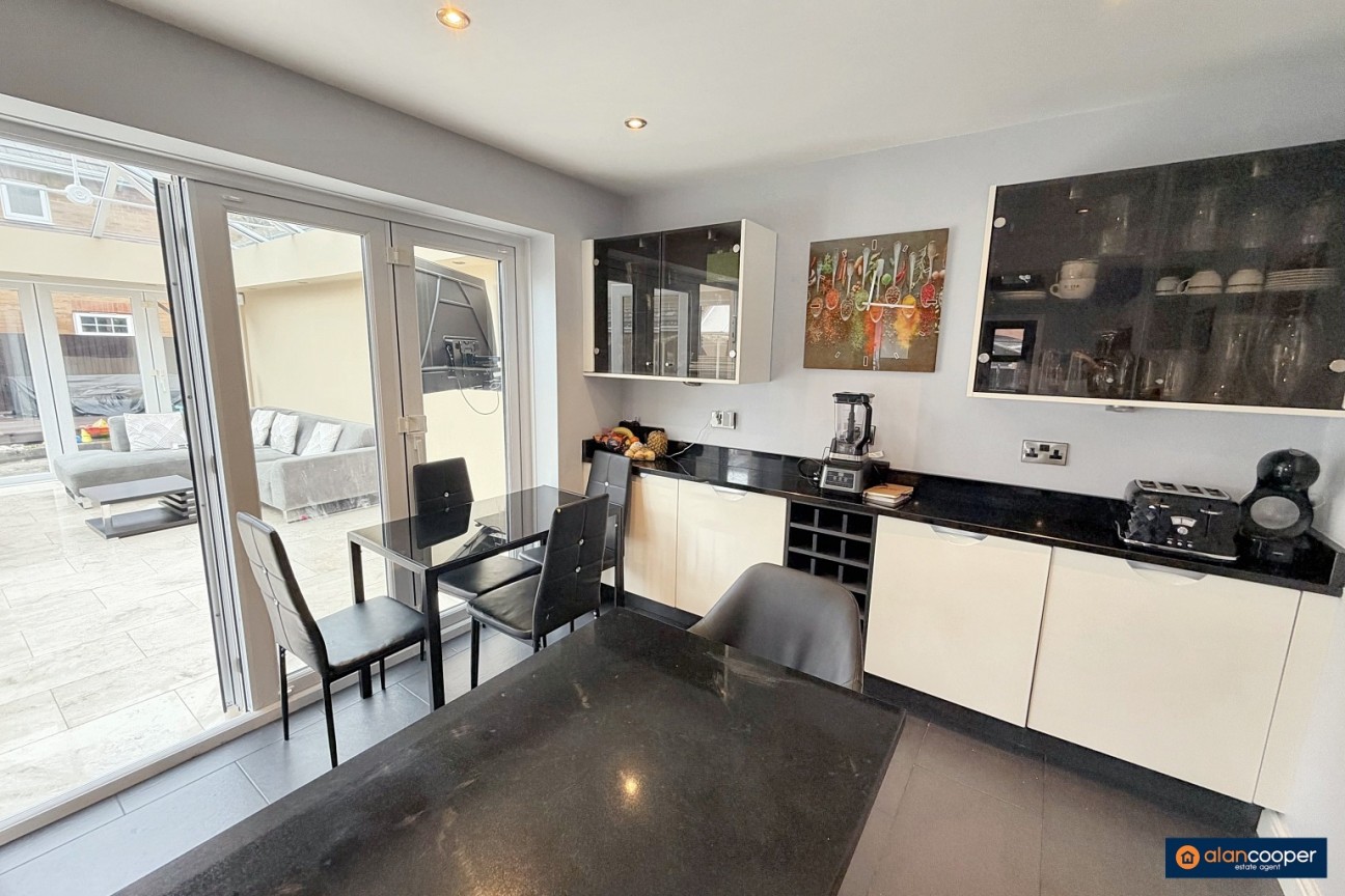 Northbourne Drive, Maple Park, Nuneaton, CV11 4GA