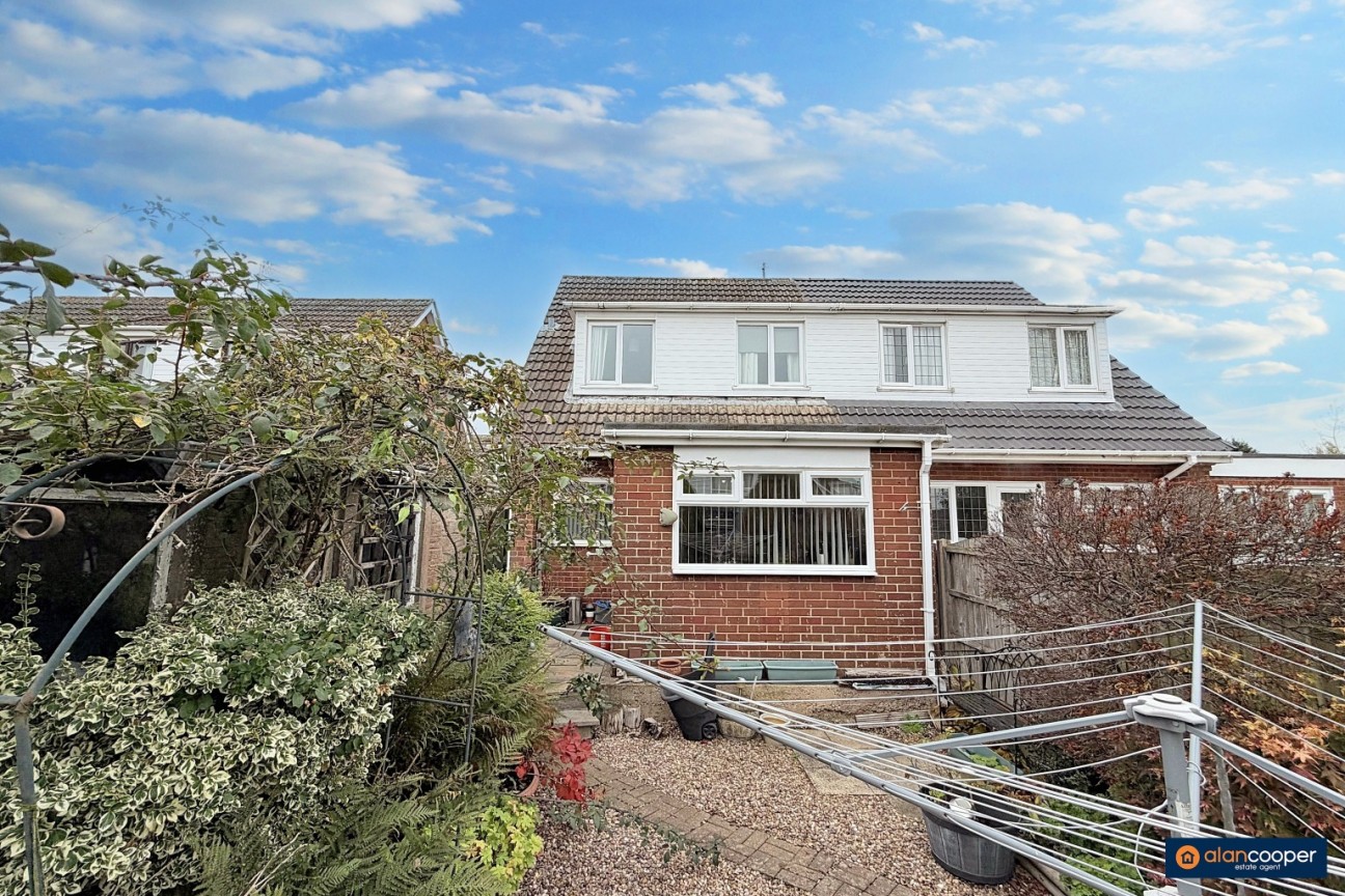 Trent Road, Bulkington, CV12 9QD