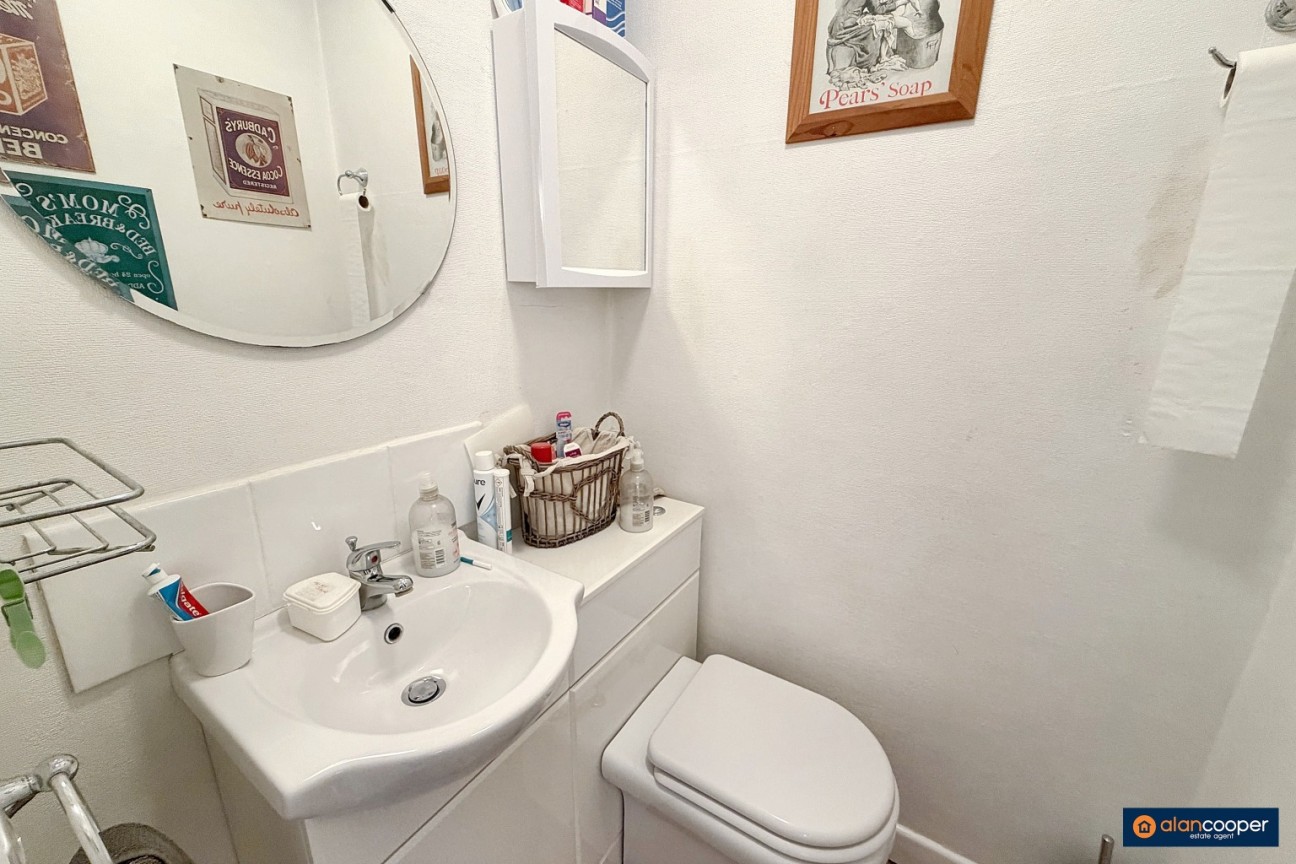 Trent Road, Bulkington, CV12 9QD