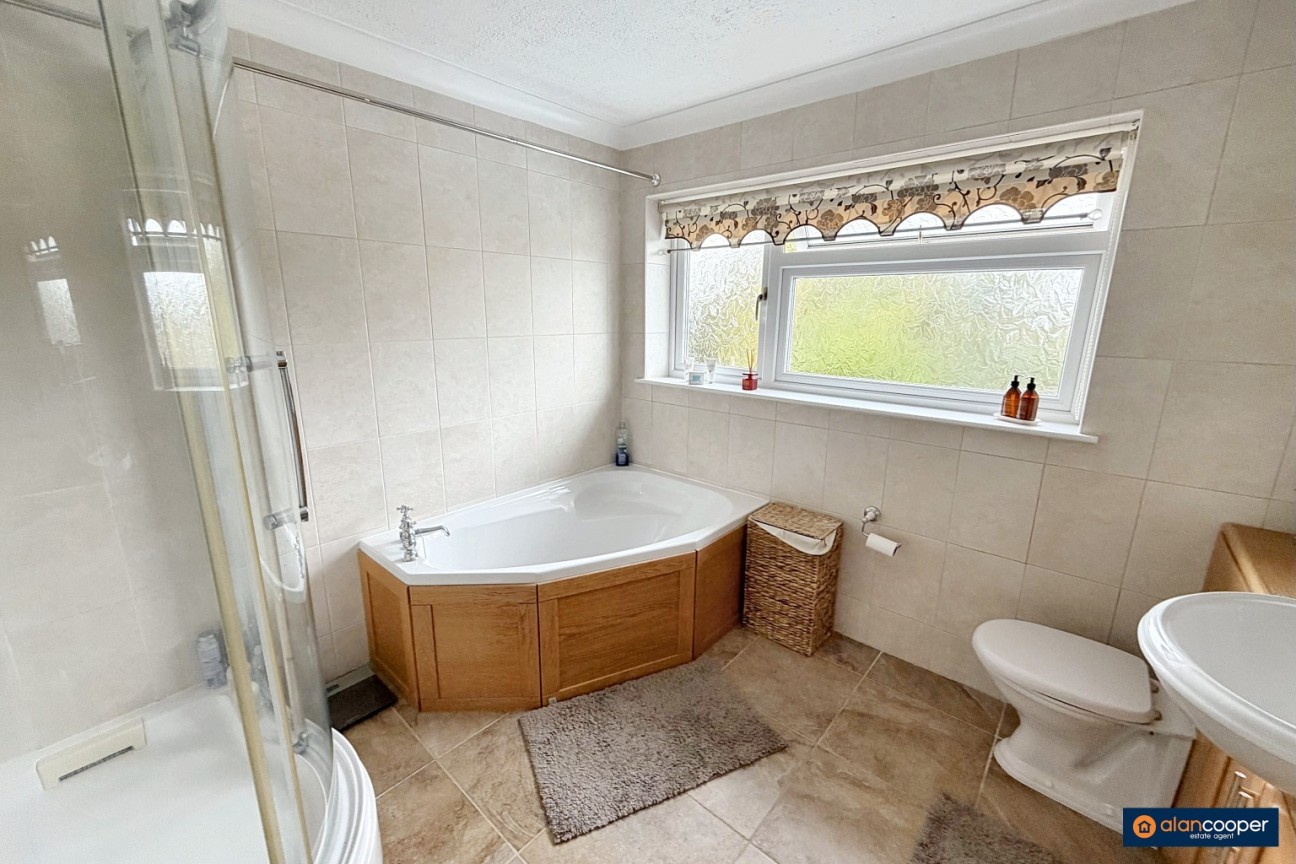 Foxs Covert, Fenny Drayton, CV13 6BQ