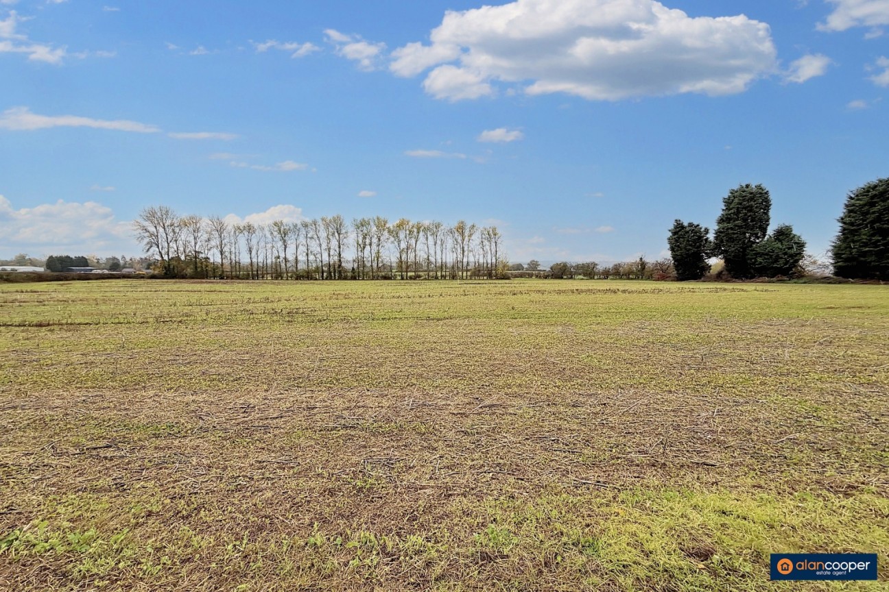 Foxs Covert, Fenny Drayton, CV13 6BQ