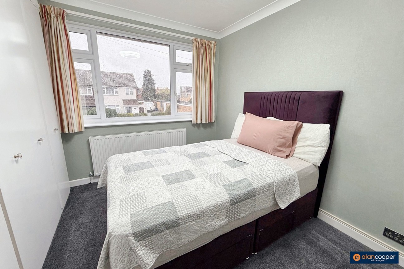 Stafford Close, Bulkington, CV12 9QX