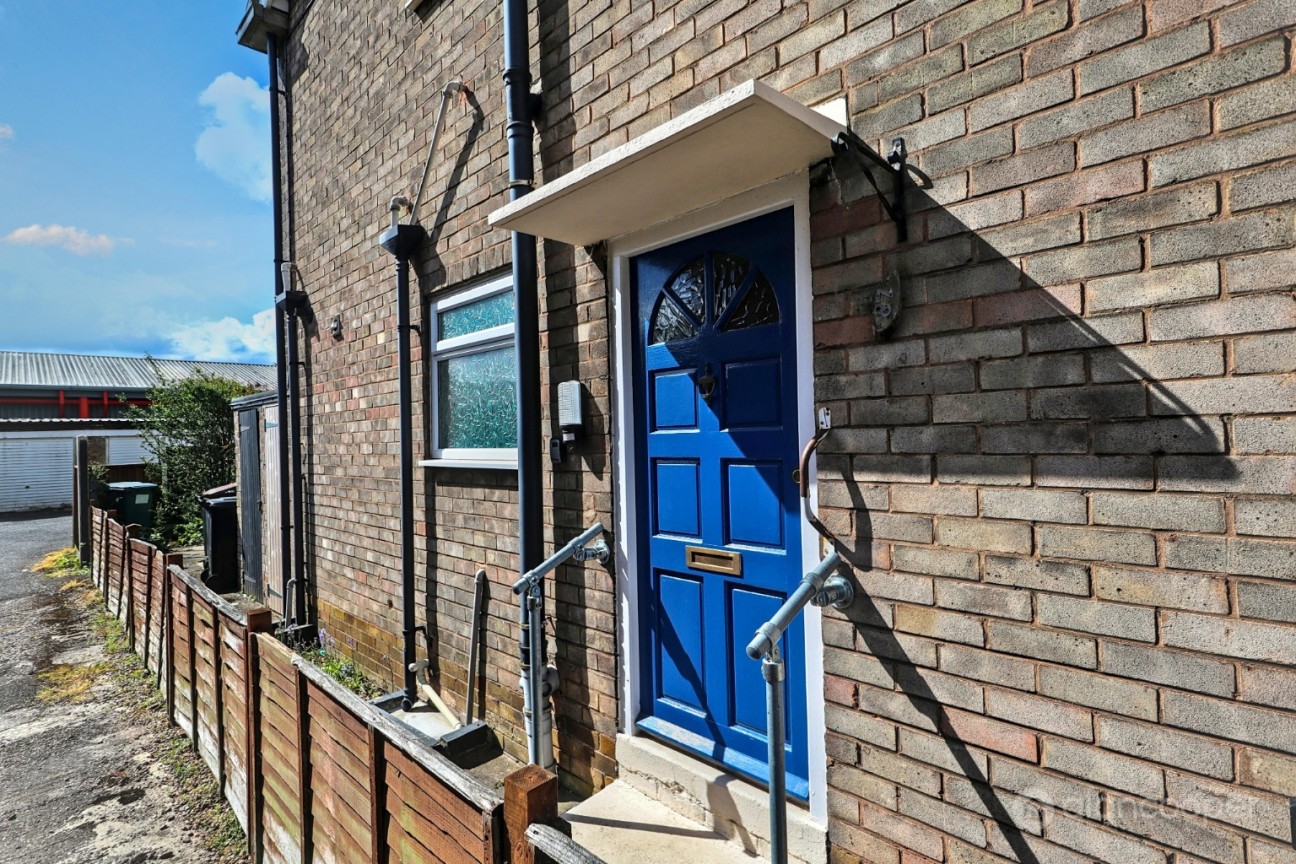 Oaston Road, Nuneaton, Warwickshire, CV11 6LA