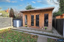 Stretton Road, Nuneaton, CV10 7ER