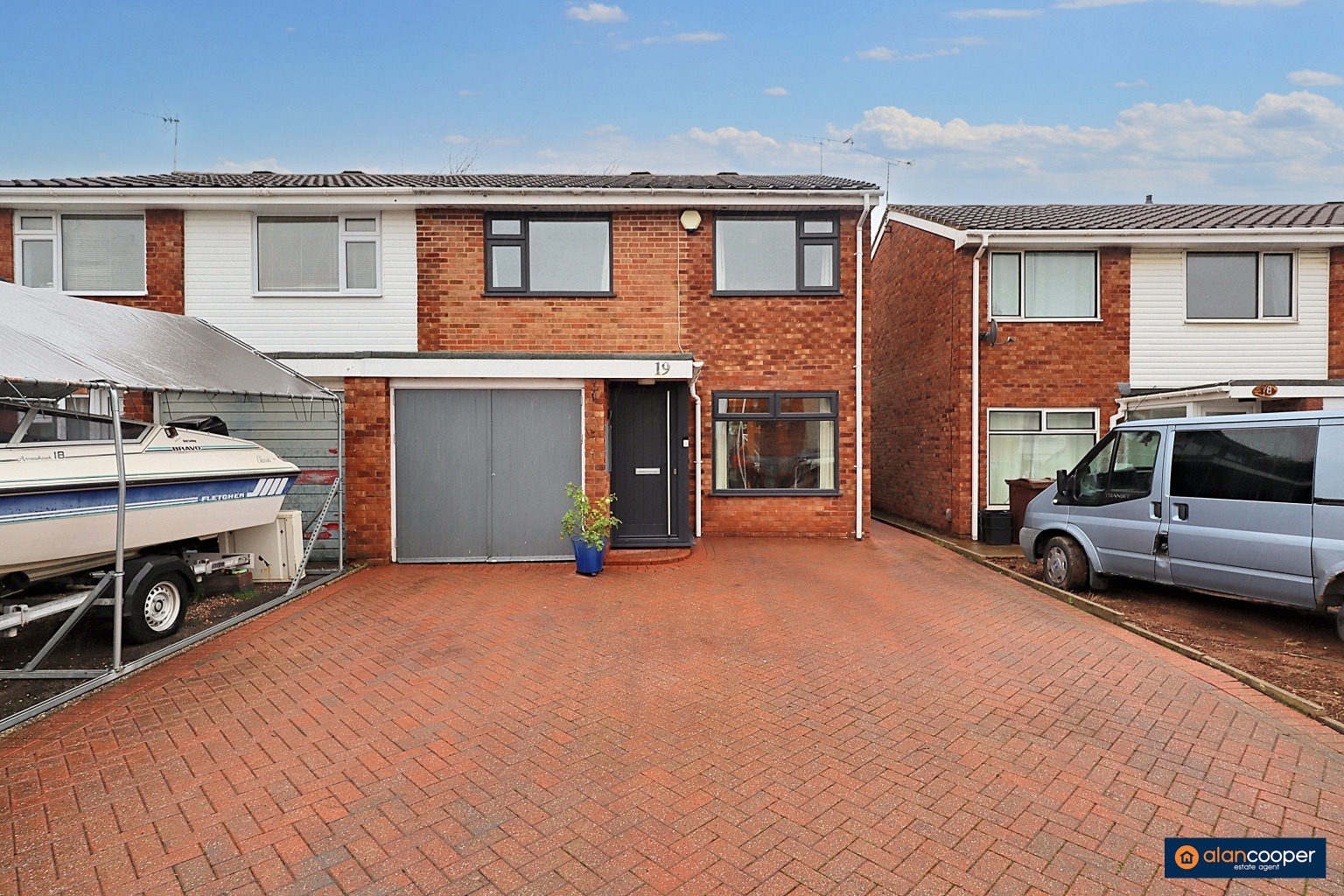 Walnut Close, Nuneaton, CV10 0JB