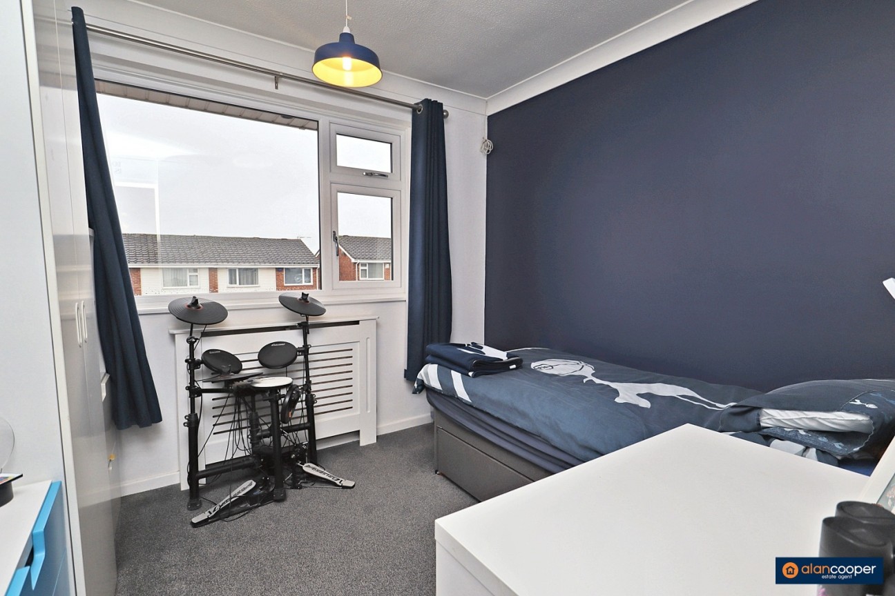 Walnut Close, Nuneaton, CV10 0JB