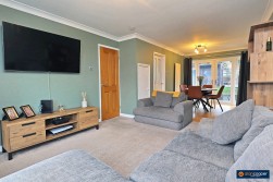 Walnut Close, Nuneaton, CV10 0JB