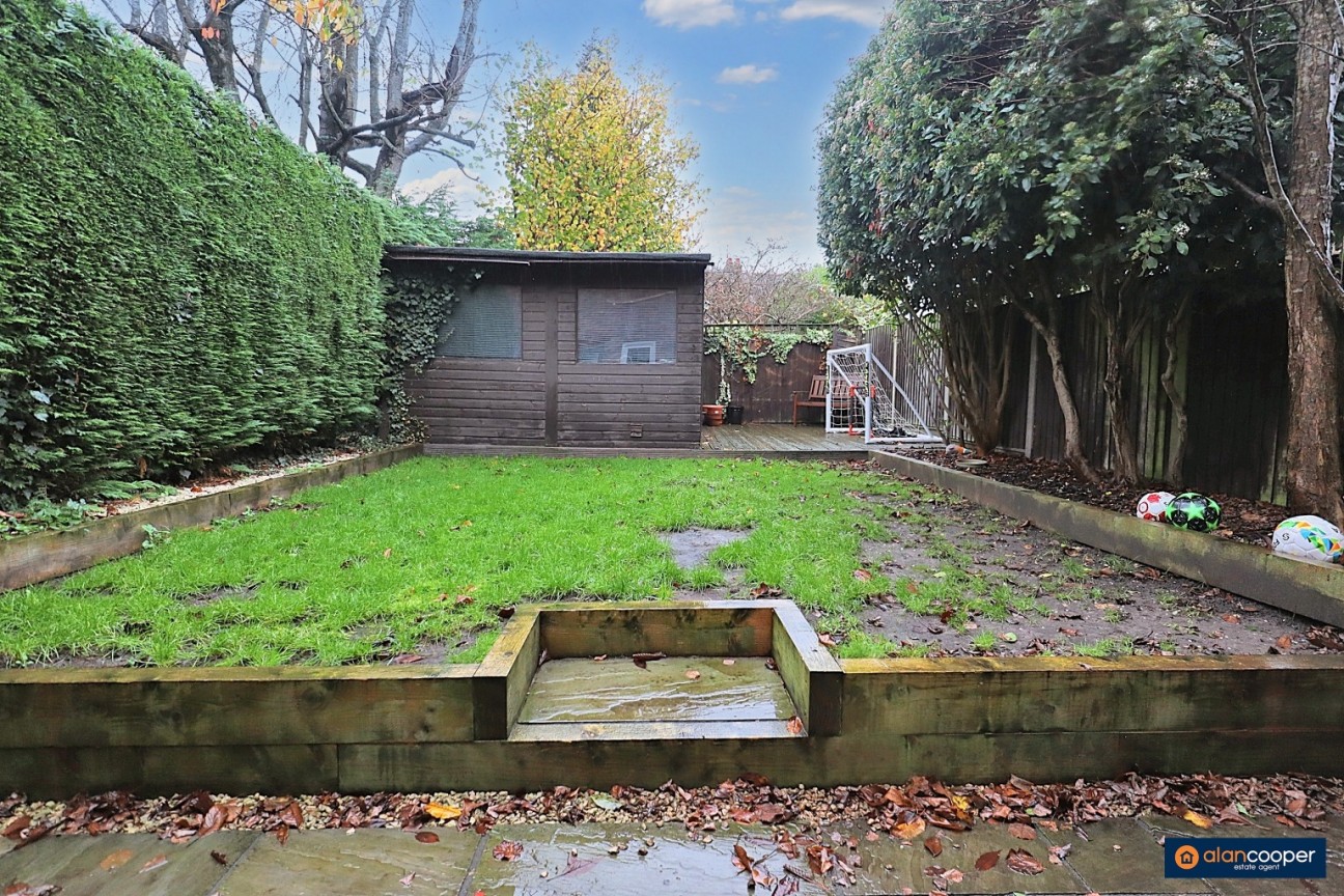 Walnut Close, Nuneaton, CV10 0JB