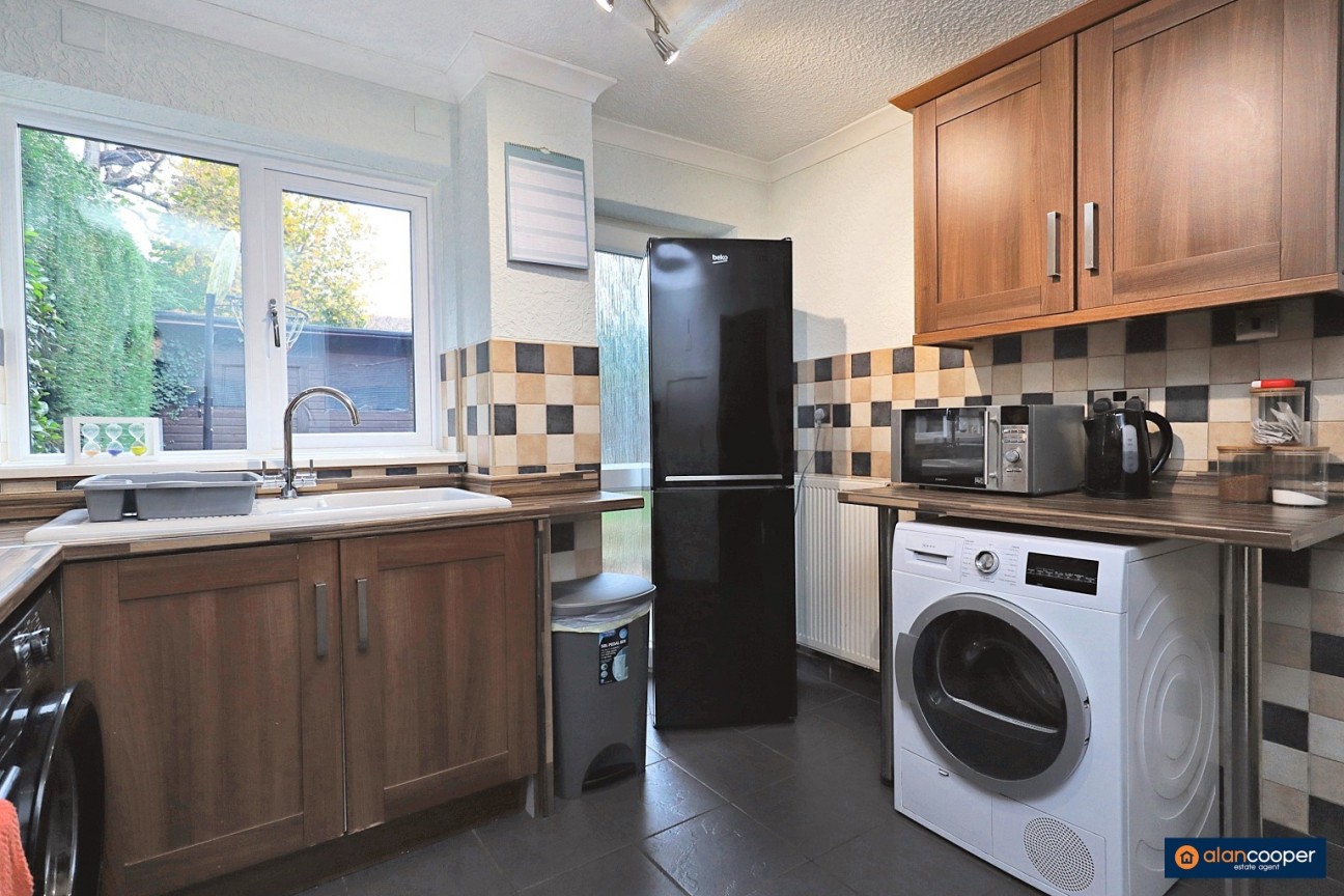 Walnut Close, Nuneaton, CV10 0JB