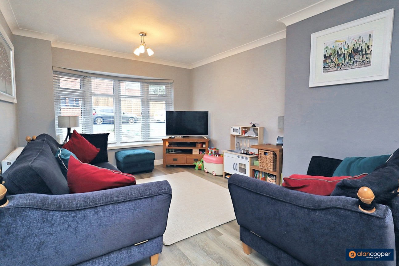 Berwyn Way, Church Farm, Nuneaton, CV10 8QN