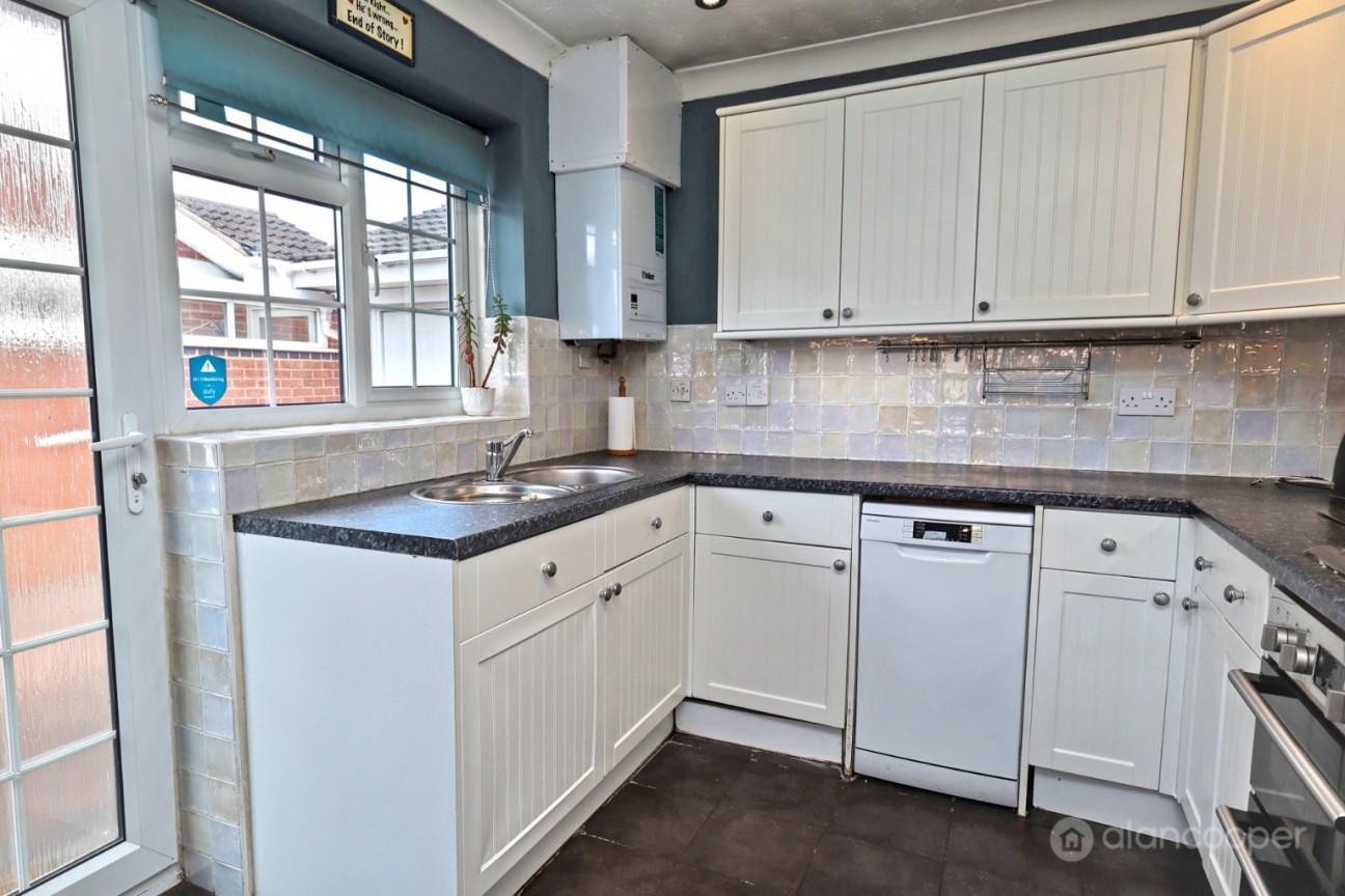 Thornhill Drive, Whitestone, Nuneaton, CV11 6TD