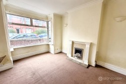 High Street, Nuneaton, CV11 5DA