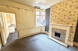 High Street, Nuneaton, CV11 5DA