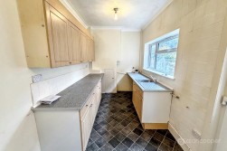 High Street, Nuneaton, CV11 5DA