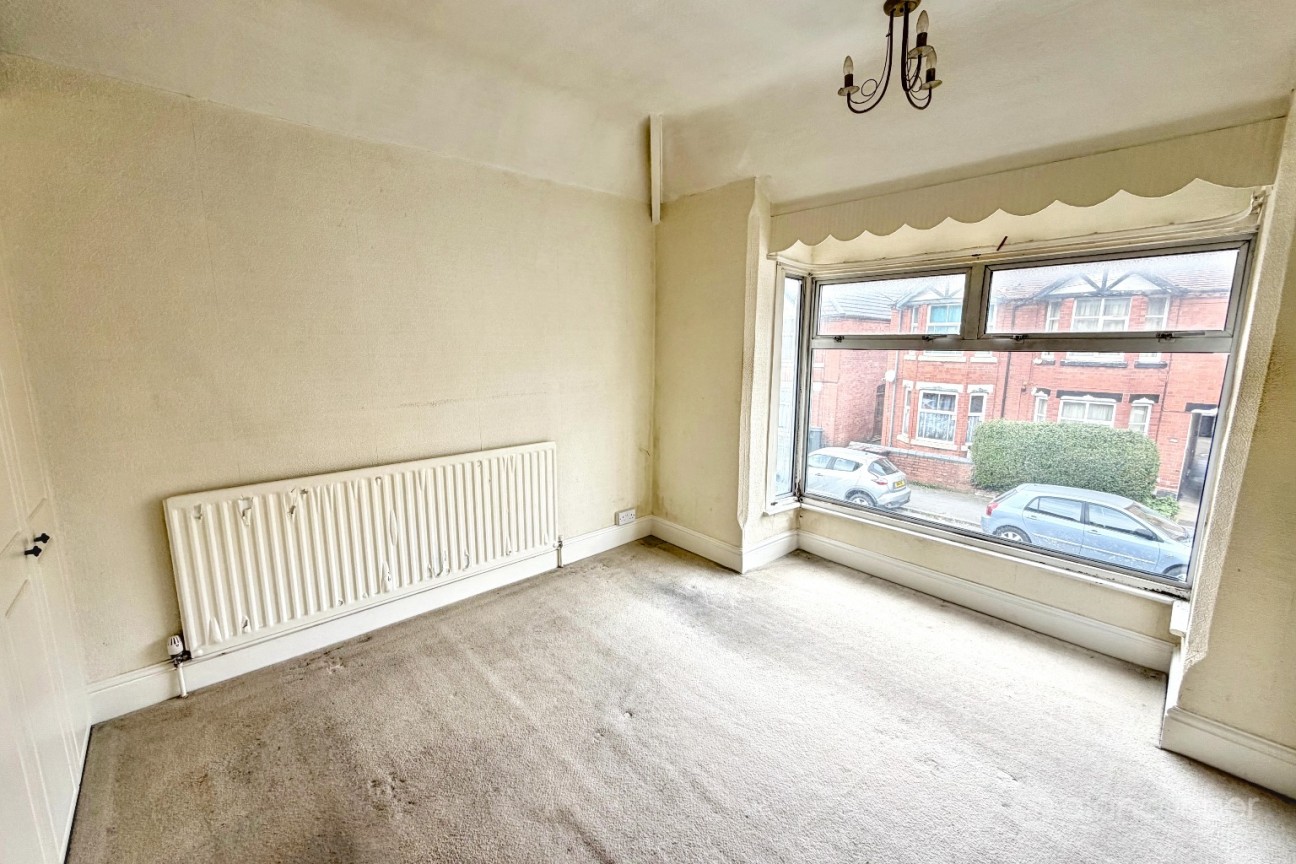 High Street, Nuneaton, CV11 5DA