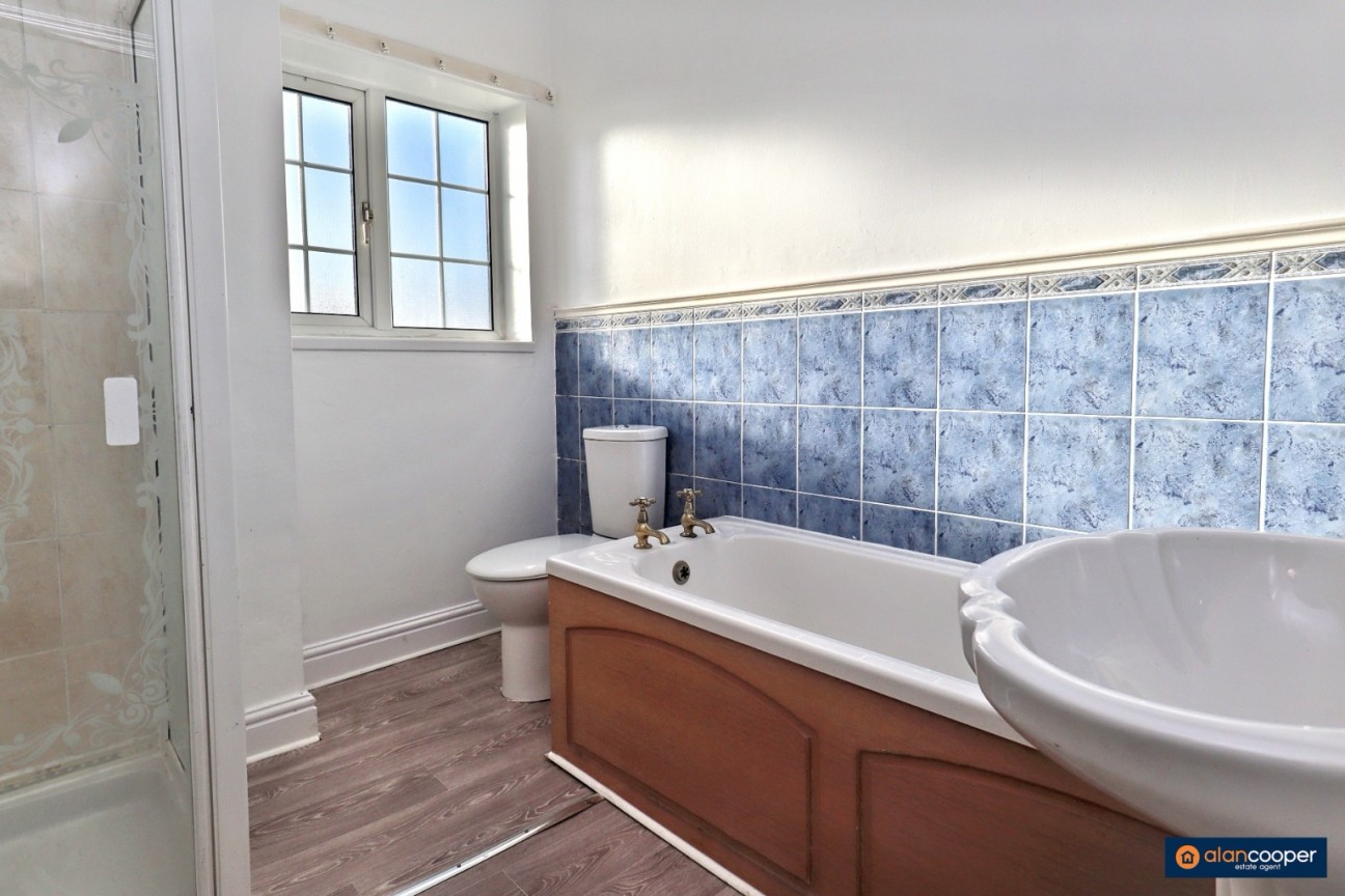 Tuttle Hill, Nuneaton, CV10 0HS