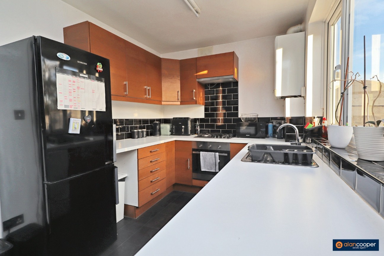 St. Pauls Road, Stockingford, Nuneaton, CV10 8HL