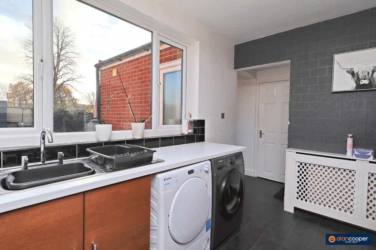 St. Pauls Road, Stockingford, Nuneaton, CV10 8HL