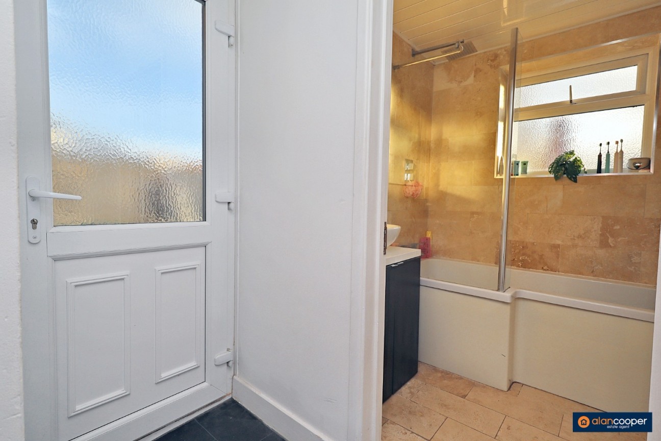 St. Pauls Road, Stockingford, Nuneaton, CV10 8HL