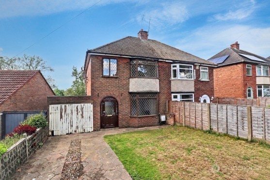 Camp Hill Drive, Nuneaton, CV10 0JX