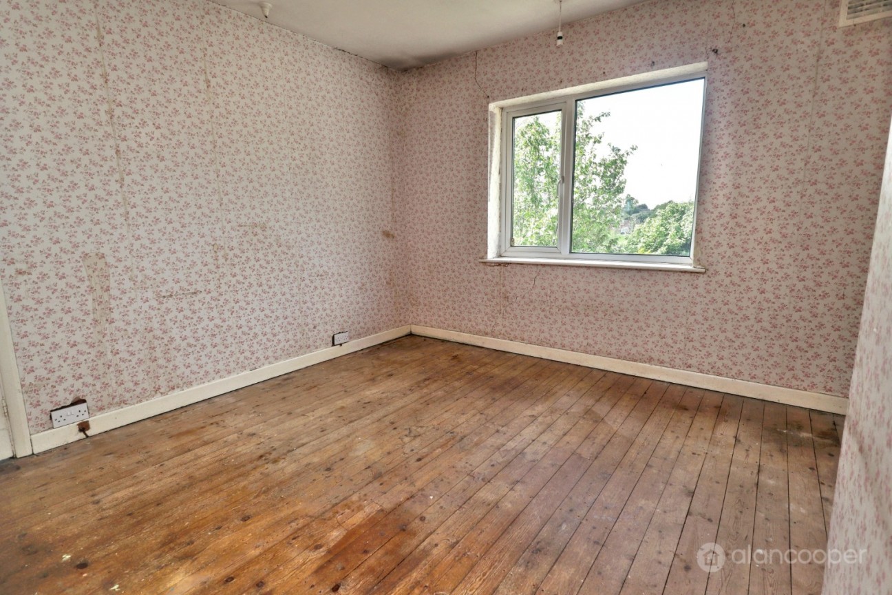 Camp Hill Drive, Nuneaton, CV10 0JX