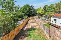 Camp Hill Drive, Nuneaton, CV10 0JX