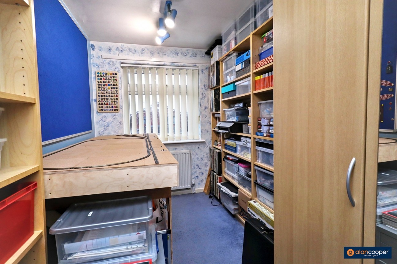 Chetwynd Drive, Whitestone, Nuneaton, CV11 4TJ