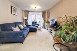 Harvest Way, Weddington, Nuneaton, CV10 0FJ