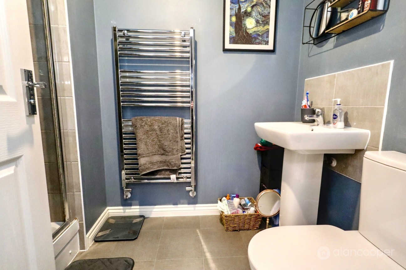 Harvest Way, Weddington, Nuneaton, CV10 0FJ