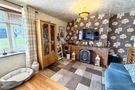 Lingwood Drive, Stockingford, Nuneaton, CV10 7DR