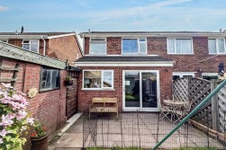 Lingwood Drive, Stockingford, Nuneaton, CV10 7DR