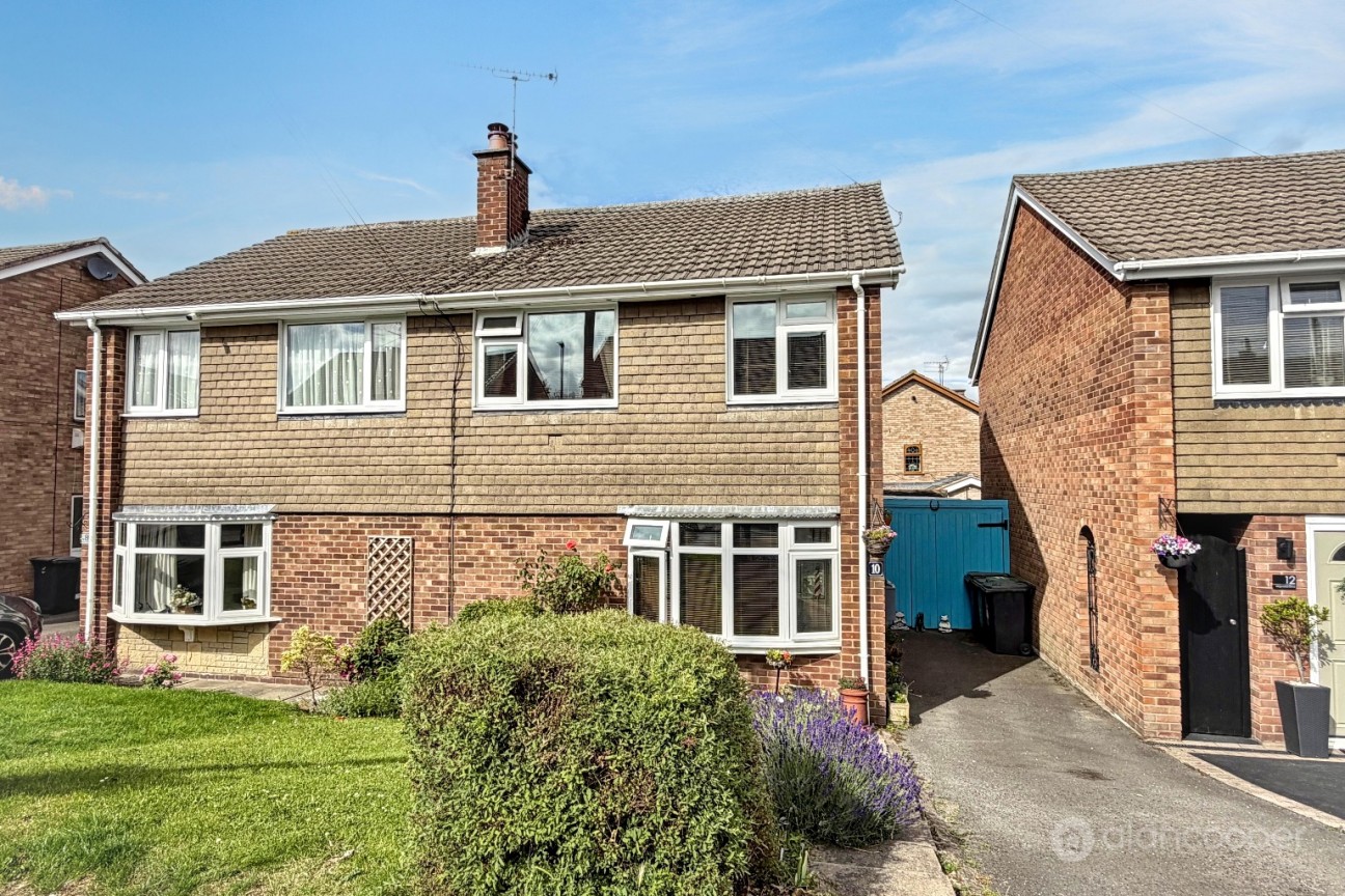 Lingwood Drive, Stockingford, Nuneaton, CV10 7DR