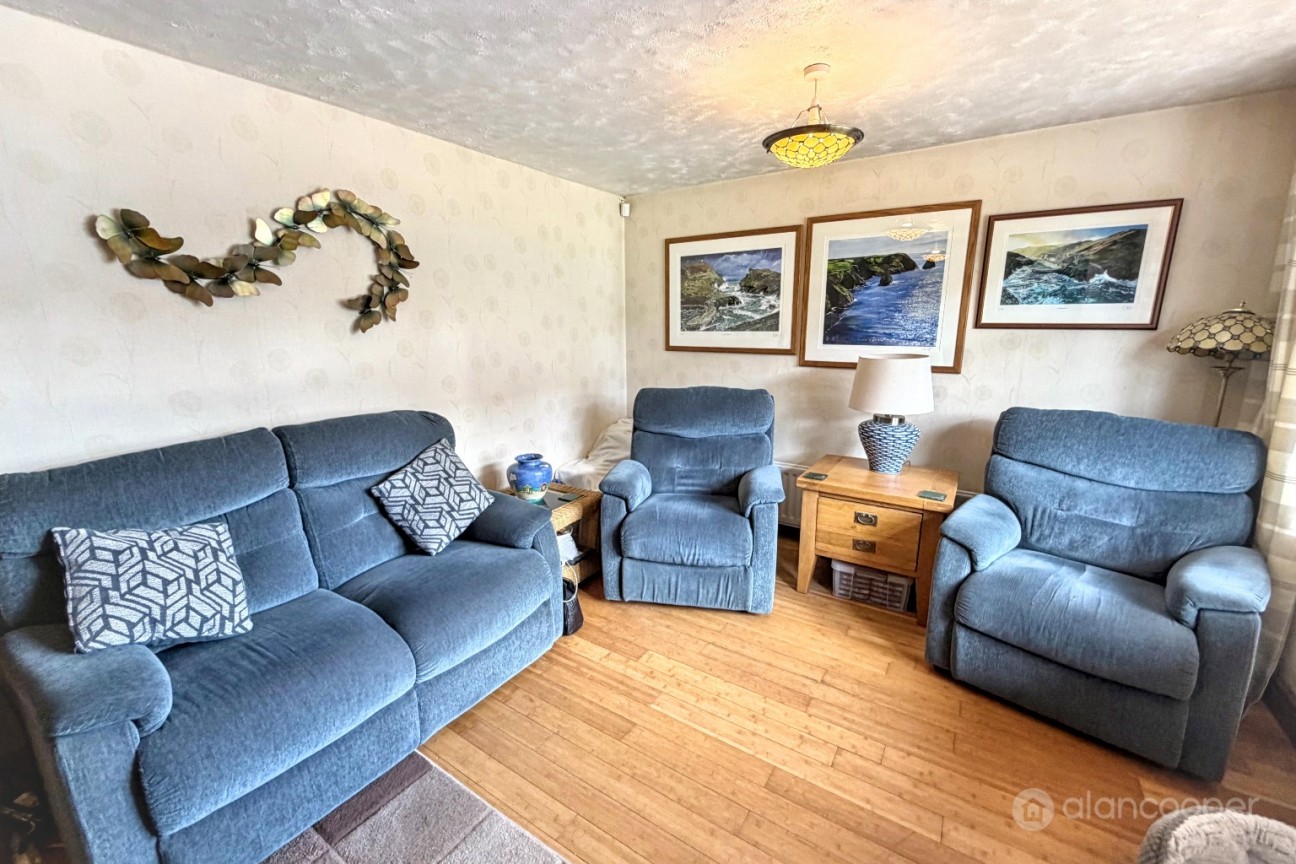 Lingwood Drive, Stockingford, Nuneaton, CV10 7DR
