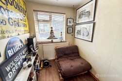 Lingwood Drive, Stockingford, Nuneaton, CV10 7DR