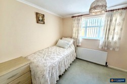 Abbotsford Road, Attleborough, Nuneaton, CV11 4RG