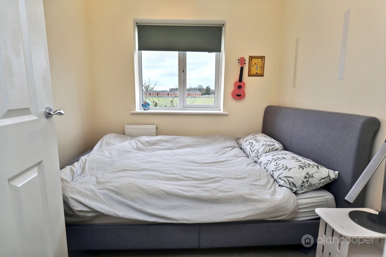 Russett Avenue, Manor Fields, Nuneaton, CV11 6YW