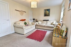 Russett Avenue, Manor Fields, Nuneaton, CV11 6YW