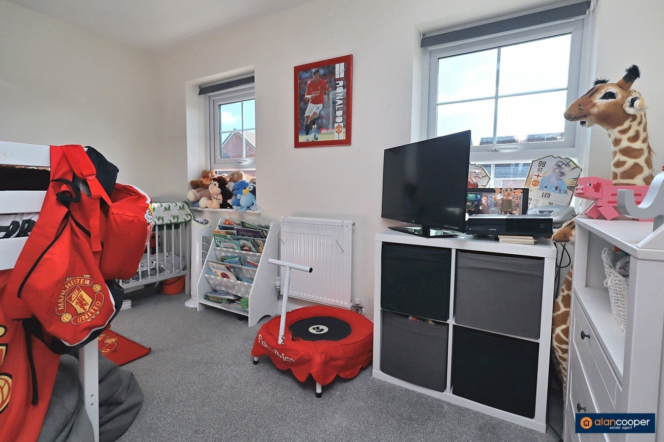 Hawker Gardens, Nuneaton, Warwickshire, CV10 9GL